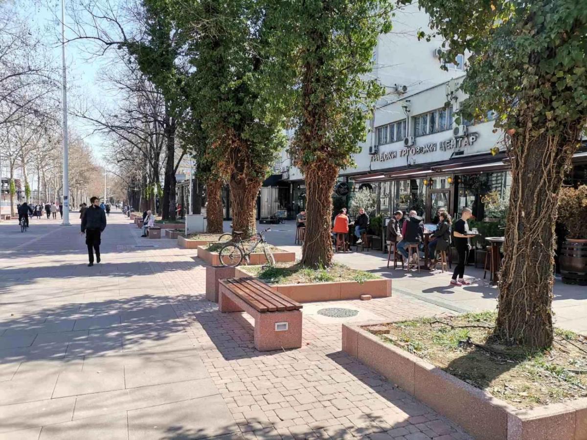 Calla: Modern In Center With Secure Parking Apartment Skopje